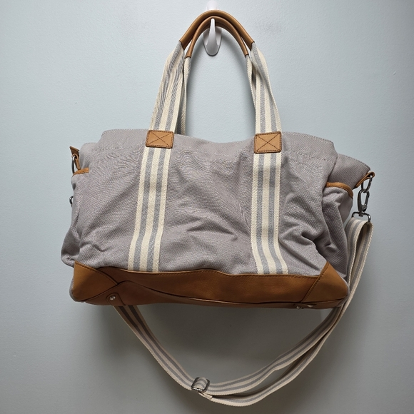 POTTERY BARN | ClassIc Diaper Bag, Gray and White, Monagrammed "B" - Picture 3 of 5